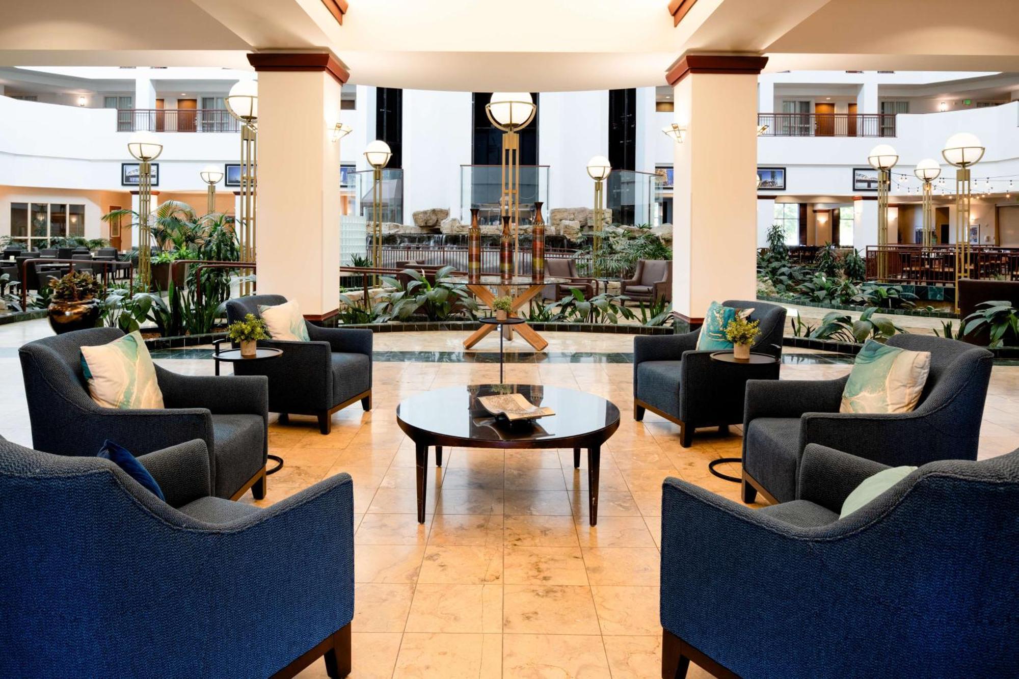 Embassy Suites By Hilton Portland Airport Εξωτερικό φωτογραφία