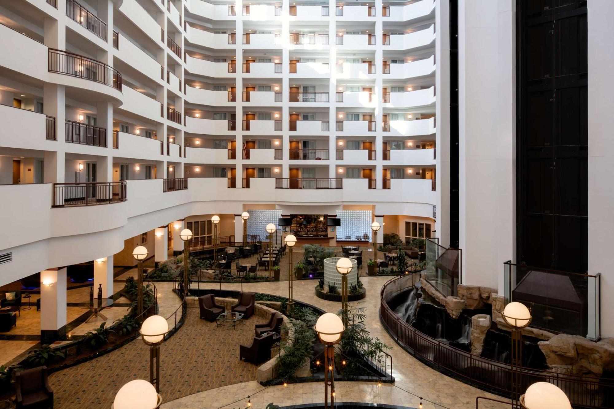 Embassy Suites By Hilton Portland Airport Εξωτερικό φωτογραφία